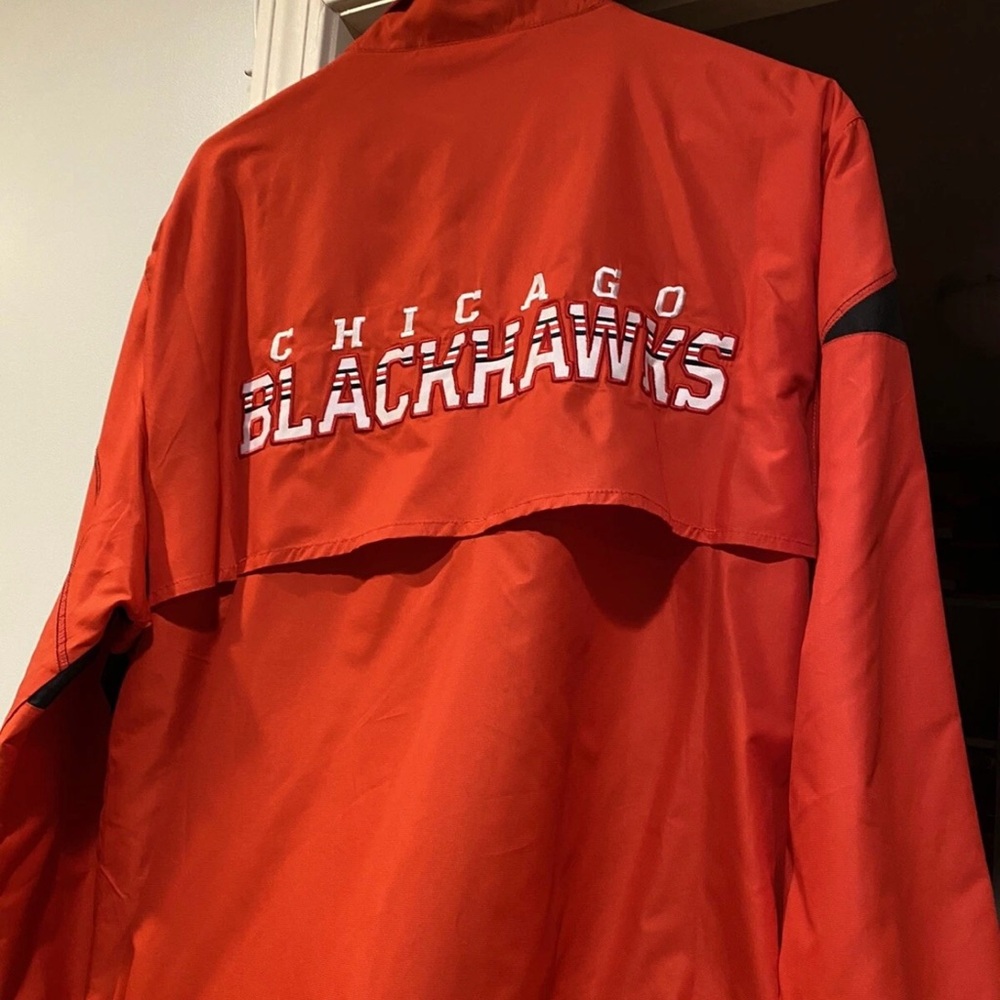 chicago blackhawks jacket windbreaker Reebok Size large Brand new no tags - Picture 2 of 5